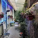 Holiday Jeans Apartment